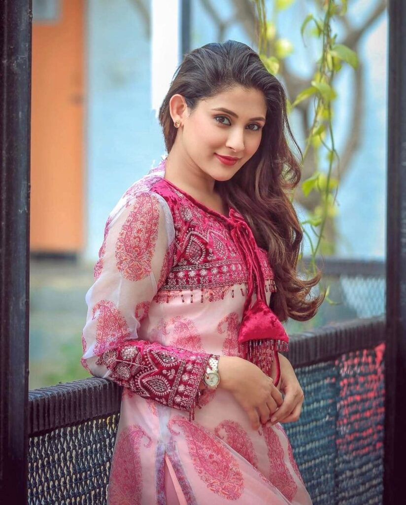 মেহজাবীন চৌধুরী