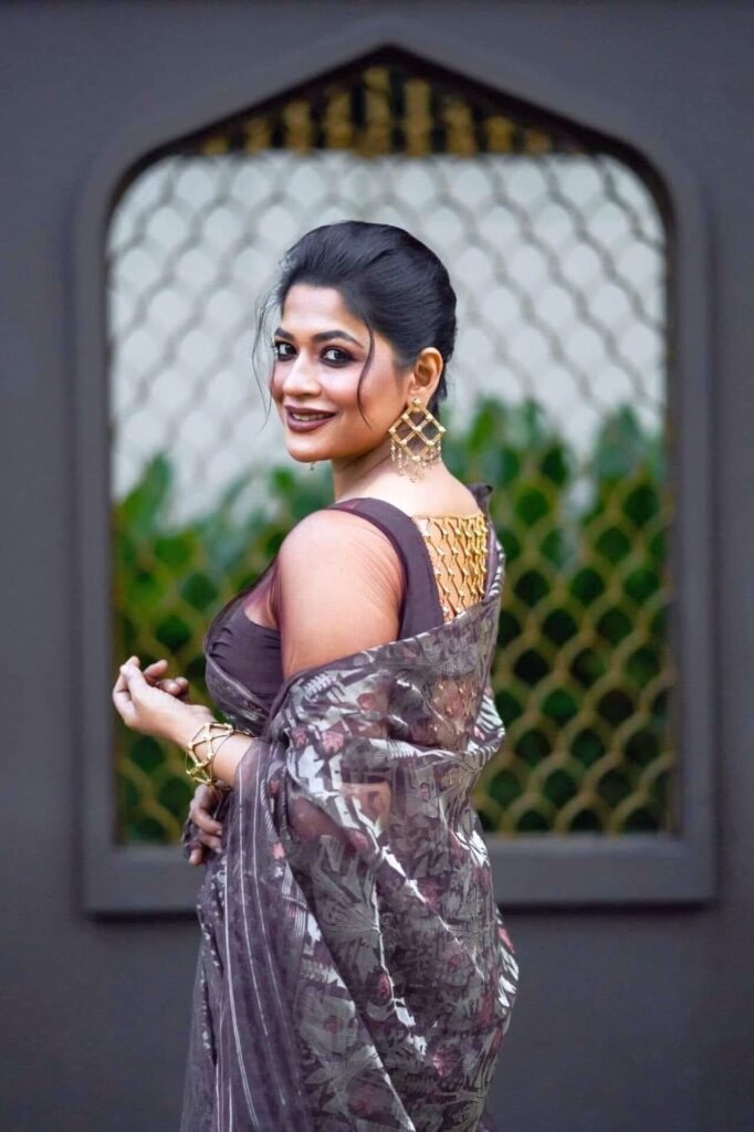 আজ আজমেরী হক বাঁধনের জন্মদিন : ১০ অক্টোবর 10 আজমেরী হক বাঁধন