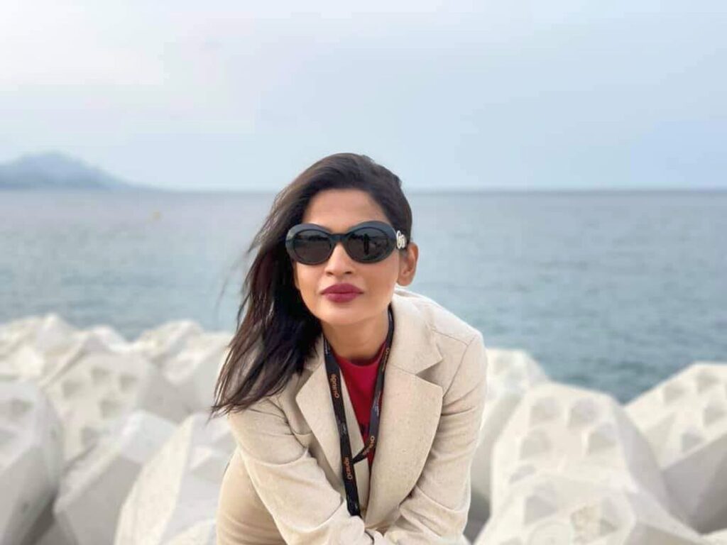 আজ আজমেরী হক বাঁধনের জন্মদিন : ১০ অক্টোবর 82 আজমেরী হক বাঁধন
