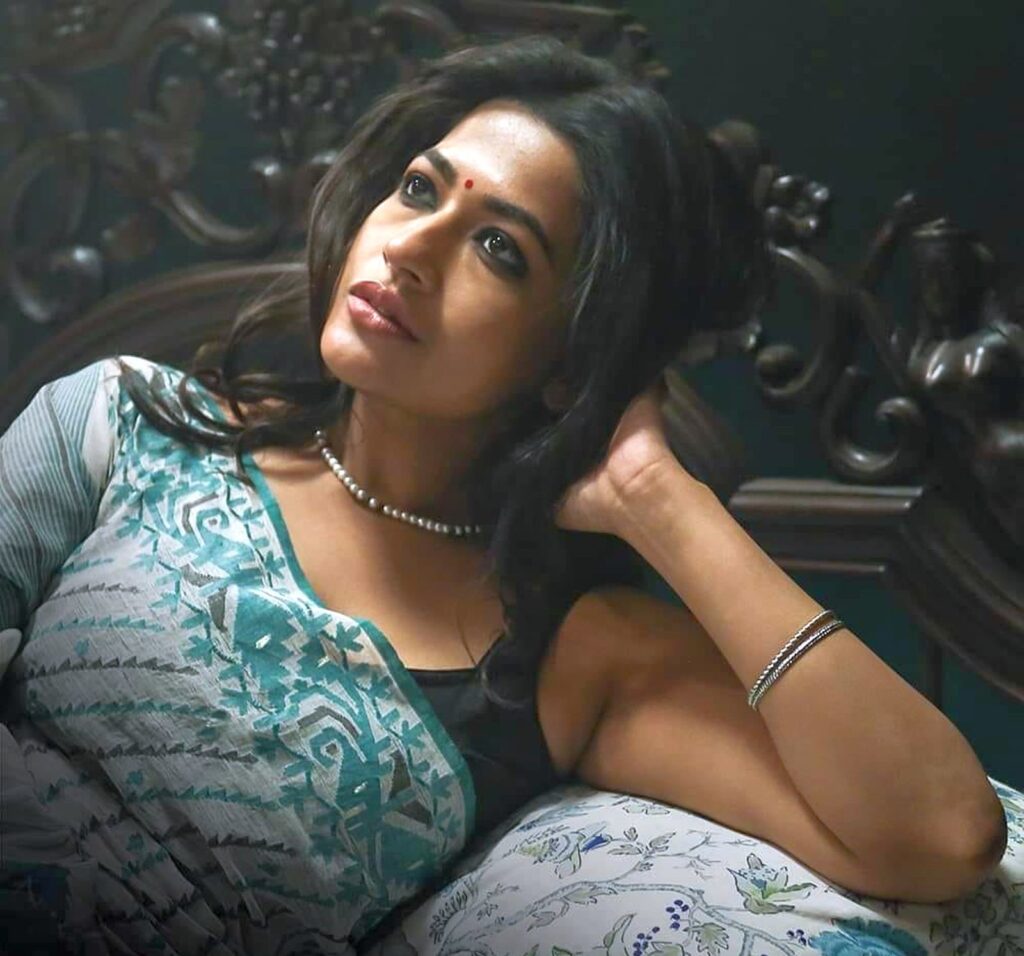 আজ আজমেরী হক বাঁধনের জন্মদিন : ১০ অক্টোবর 75 আজমেরী হক বাঁধন