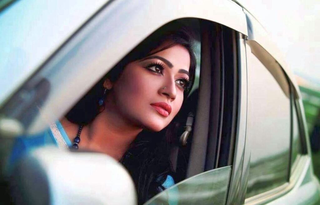 আজ আজমেরী হক বাঁধনের জন্মদিন : ১০ অক্টোবর 71 আজমেরী হক বাঁধন