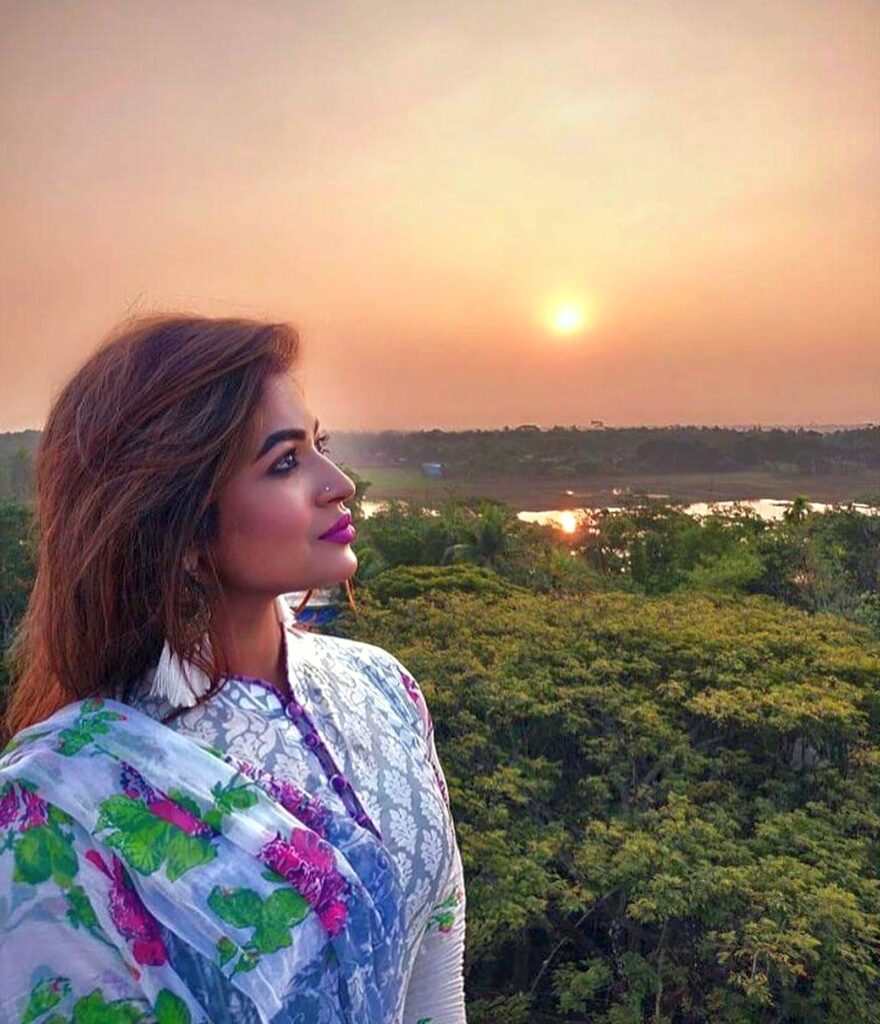 আজ আজমেরী হক বাঁধনের জন্মদিন : ১০ অক্টোবর 41 আজমেরী হক বাঁধন