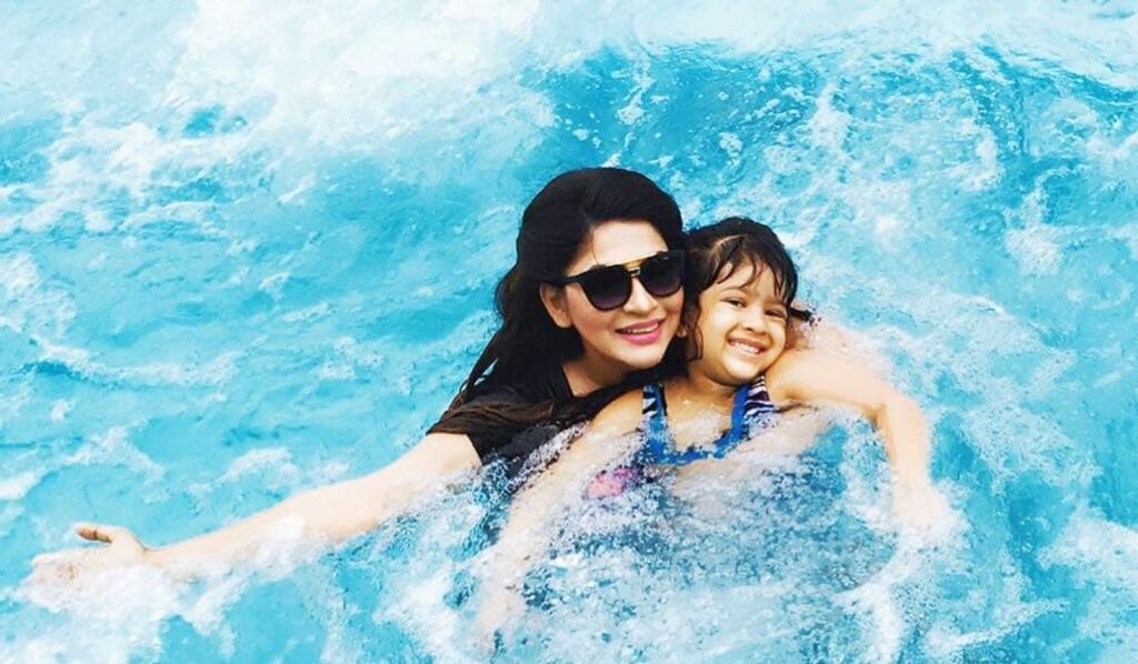 আজ আজমেরী হক বাঁধনের জন্মদিন : ১০ অক্টোবর 86 আজমেরী হক বাঁধন