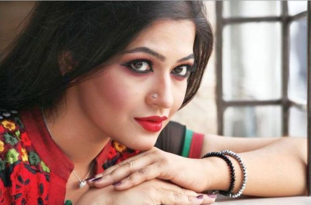 আজ আজমেরী হক বাঁধনের জন্মদিন : ১০ অক্টোবর 23 আজমেরী হক বাঁধন