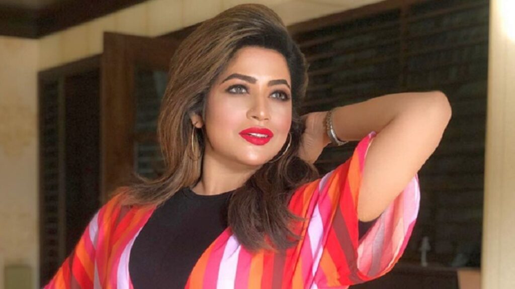 আজ আজমেরী হক বাঁধনের জন্মদিন : ১০ অক্টোবর 6 আজমেরী হক বাঁধন