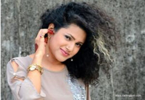 শাবনাজ সাদিয়া ইমি, বাংলাদেশি র‌্যাম্প মডেল এবং অভিনেত্রী,