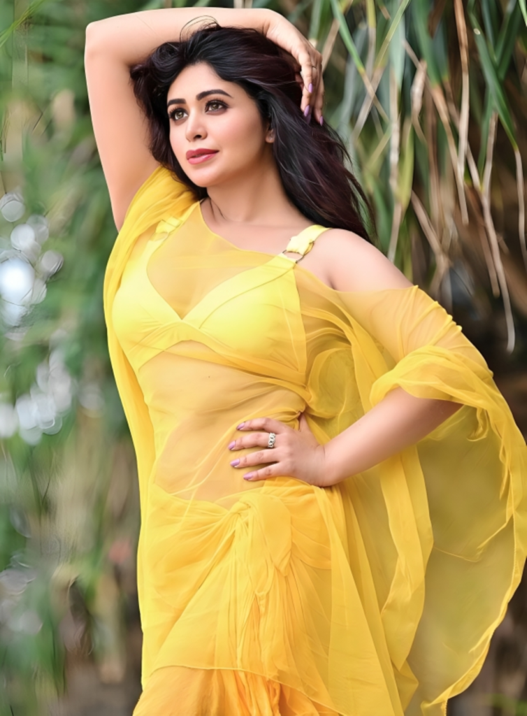 অভিনেত্রী ঋতাভরী