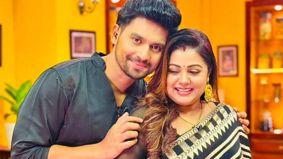 মাতৃত্বের পর প্রীতির পর্দায় প্রত্যাবর্তন: রাহুলের হাত ধরে জি বাংলার সেটে